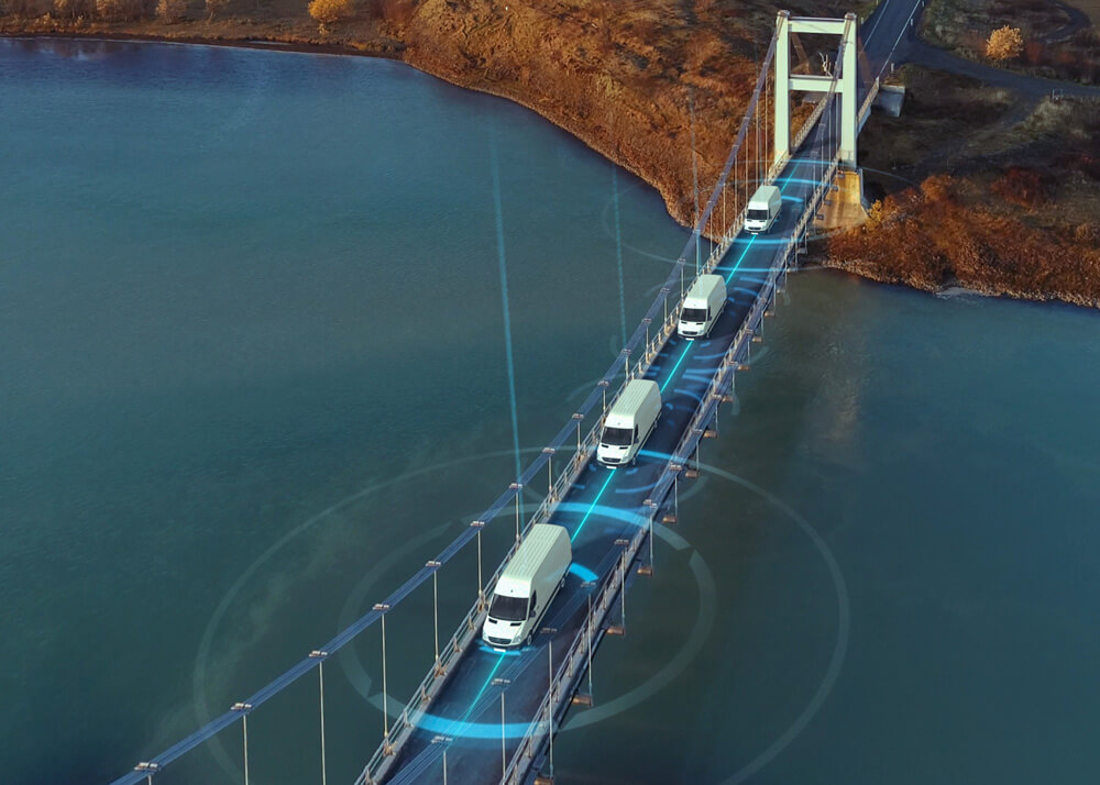 Wireless truck fleet gateway connection